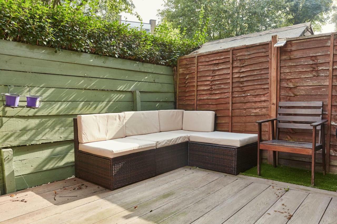 Сasa de vacaciones Brecknock Road House